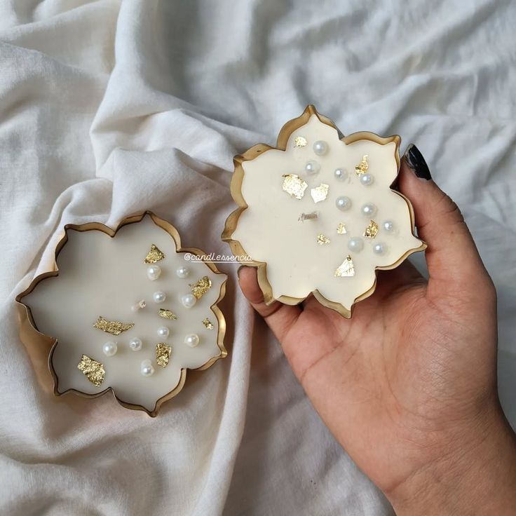 URLI CANDLE 4.5 INCH