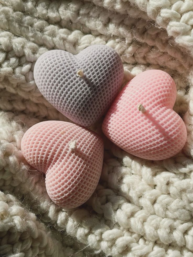 BIG HEART CANDLE