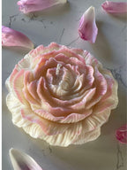 GIANT PEONY CANDLE