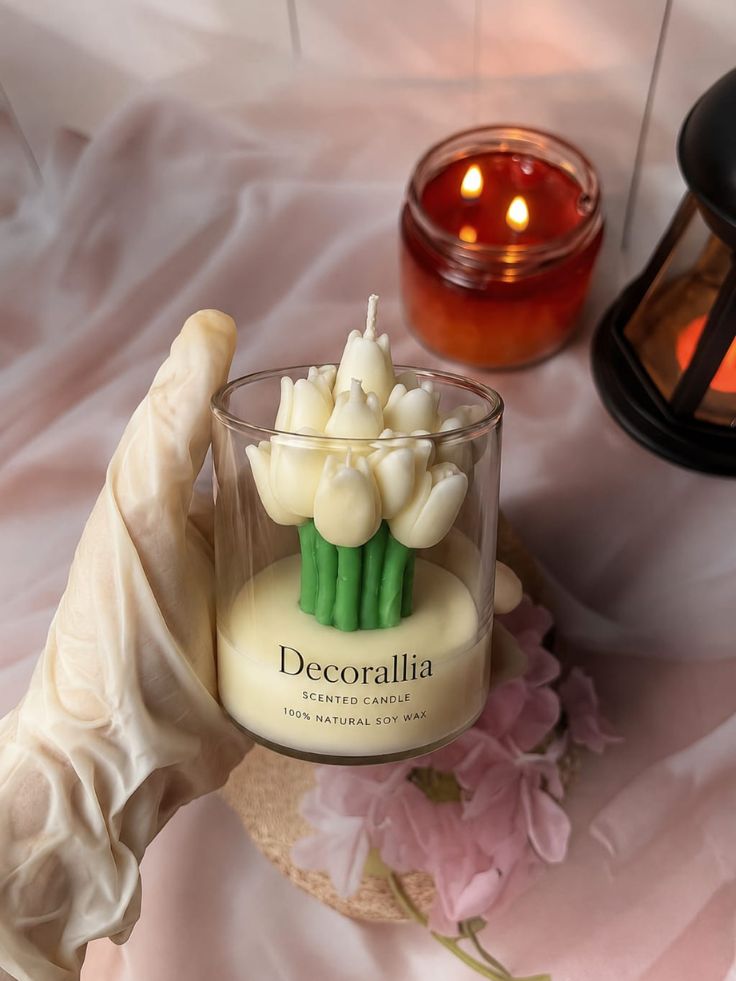 TULIP JAR CANDLE